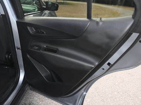 Used 2024 Chevrolet Equinox LT image 19