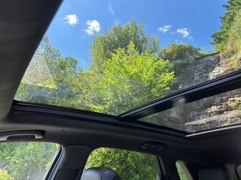 Used 2022 Cadillac XT5 Premium Luxury image 13