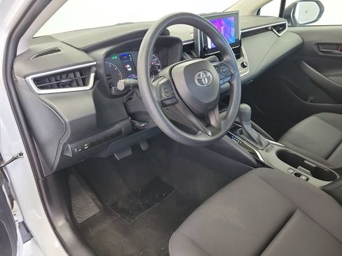 Used 2024 Toyota Corolla LE FWD image 18
