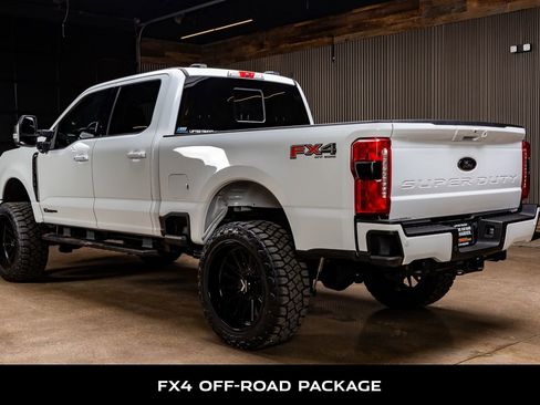 Used 2024 Ford F250 Lariat w/ Sport Appearance Package image 7