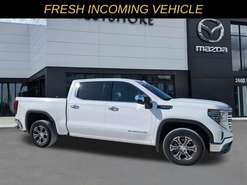 Used 2024 GMC Sierra 1500 SLT RWD image 1