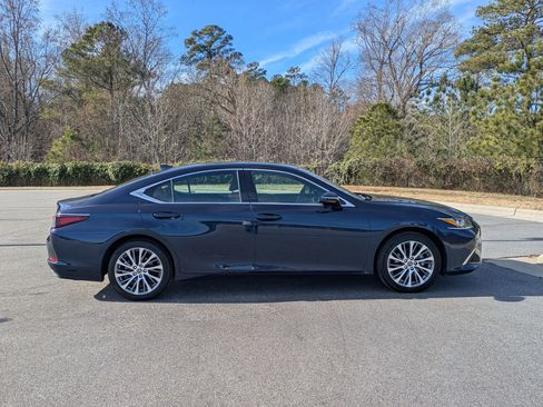 Used 2020 Lexus ES 350 w/ Premium Package image 4