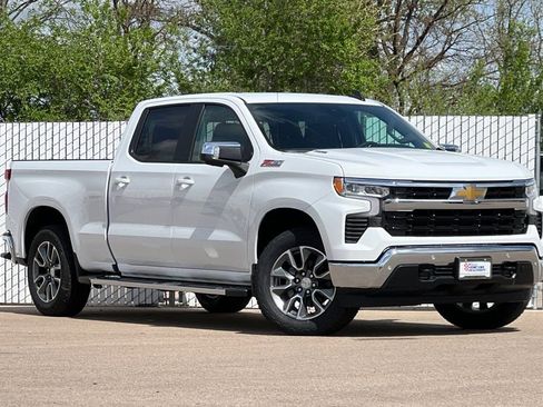 New 2026 Chevrolet Silverado 1500 LT w/ Z71 Off-Road Package AWD/4WD image 2