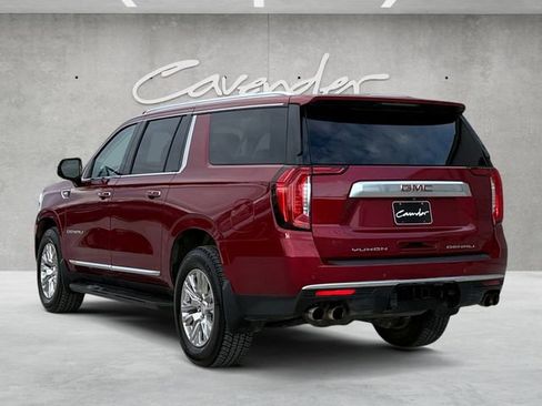 Used 2022 GMC Yukon XL Denali image 14