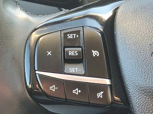 Used 2022 Ford Escape SE w/ Cold Weather Package image 20