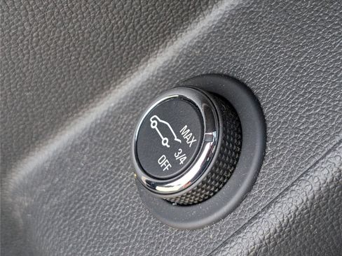 Used 2023 Chevrolet Traverse RS w/ LPO, Cargo Package image 21