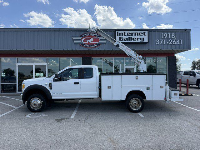 Used 2017 Ford F450 XL w/ Power Equipment Group AWD/4WD image 1