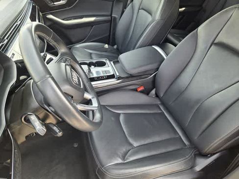 Used 2025 Audi Q7 3.0T Premium Plus AWD/4WD image 10