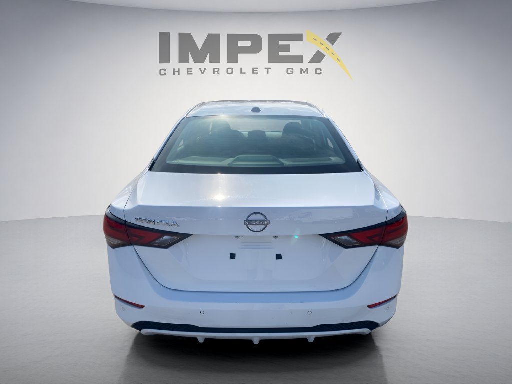 Used 2025 Nissan Sentra SV FWD image 4