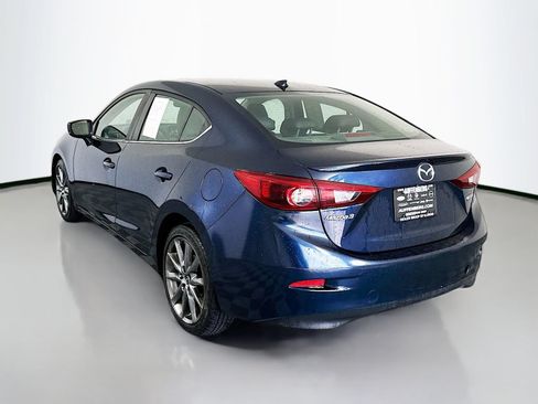 Used 2018 MAZDA MAZDA3 Grand Touring w/ Premium Equipment Package FWD image 5