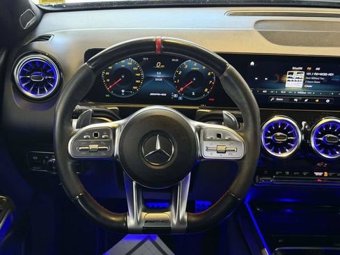 Certified 2023 Mercedes-Benz GLB 35 AMG 4MATIC image 21
