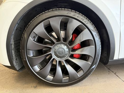 Used 2020 Tesla Model Y Performance AWD/4WD image 33