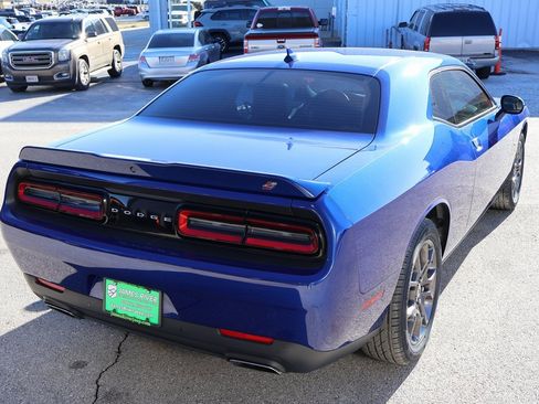 Used 2018 Dodge Challenger GT w/ GT Interior Package image 5