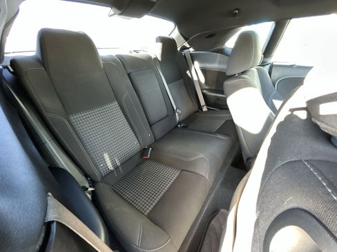 Used 2021 Dodge Challenger SXT image 15