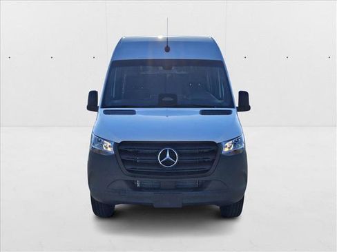 New 2025 Mercedes-Benz Sprinter 2500 image 2