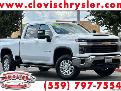 Used 2024 Chevrolet Silverado 2500 LT AWD/4WD image 1