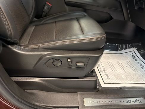 Used 2022 Chevrolet Tahoe High Country image 20