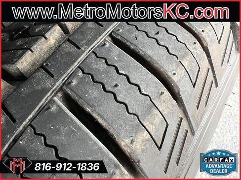 Used 2019 Jeep Compass Latitude FWD image 13