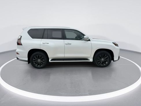 Used 2023 Lexus GX 460 Premium w/ Accessory Package AWD/4WD image 9