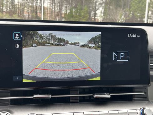 Used 2025 Hyundai Kona SEL image 3