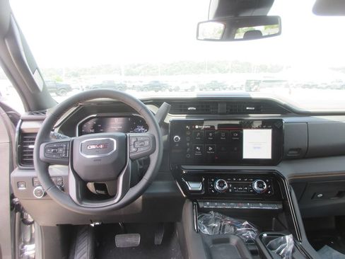 New 2026 GMC Sierra 2500 AT4 AWD/4WD image 16