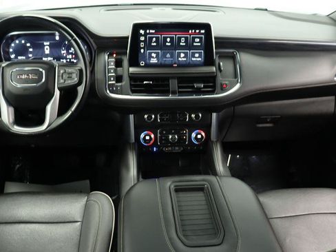 Used 2023 GMC Yukon SLT AWD/4WD image 29