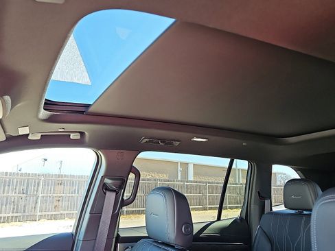 New 2026 Buick Enclave Avenir w/ Super Cruise Package image 12