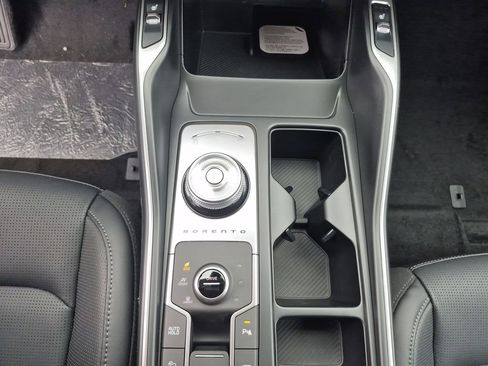 New 2026 Kia Sorento EX image 9