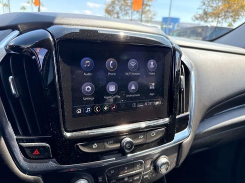 Used 2021 Chevrolet Traverse LT FWD image 26
