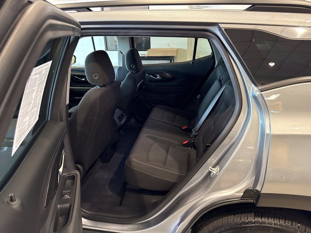 Used 2024 GMC Terrain SLE w/ Driver Convenience Package AWD/4WD image 21