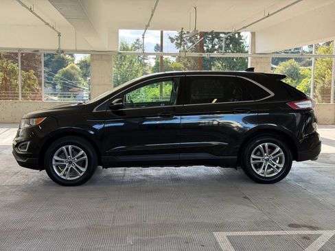 Used 2015 Ford Edge SEL w/ Equipment Group 201A FWD image 8