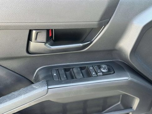 Used 2024 Toyota Tacoma SR5 AWD/4WD image 19