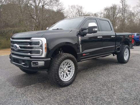 Used 2024 Ford F250 Limited w/ FX4 Off-Road Package image 6