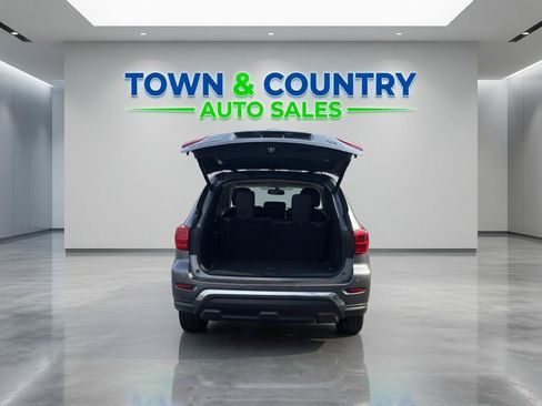 Used 2019 Nissan Pathfinder SL AWD/4WD image 5