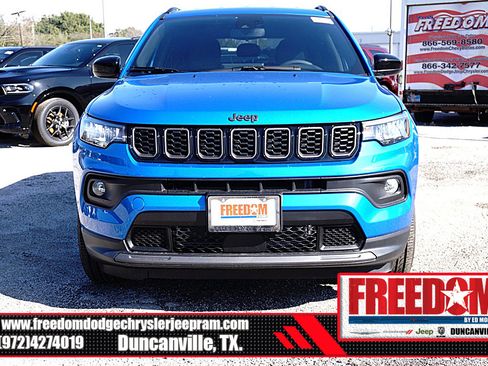 New 2026 Jeep Compass Latitude image 8