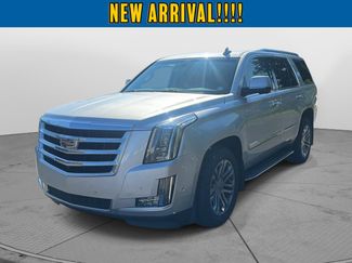 Used 2017 Cadillac Escalade 4WD video 1