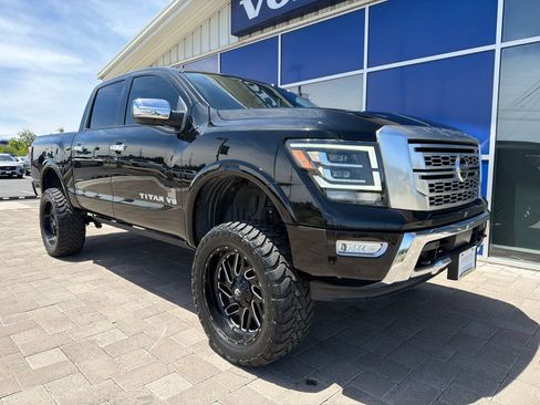 Used 2020 Nissan Titan Platinum Reserve w/ Moonroof Package AWD/4WD image 2