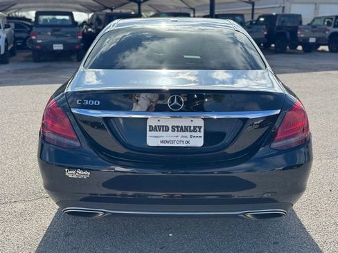 Used 2019 Mercedes-Benz C 300 Sedan image 5
