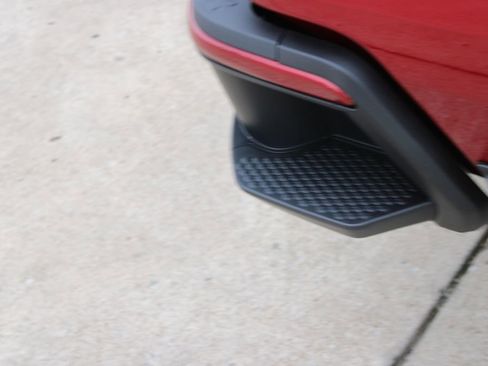 New 2026 Chevrolet Colorado LT image 13