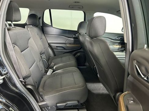 Used 2023 GMC Acadia SLE w/ Elevation Edition FWD image 26