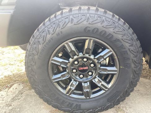 New 2026 GMC Sierra 1500 AT4X AWD/4WD image 33