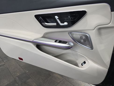 Used 2024 Mercedes-Benz CLE 300 4MATIC Coupe image 16