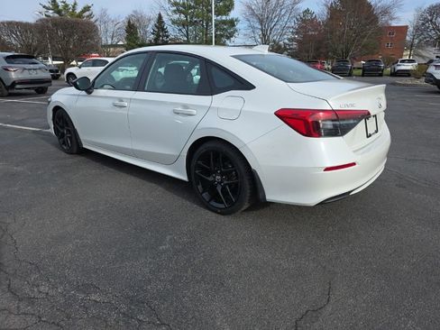 Used 2023 Honda Civic Sport image 5