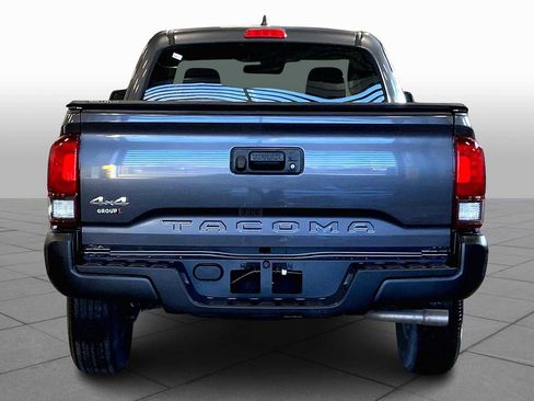 Used 2022 Toyota Tacoma SR image 4