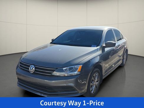 Used 2015 Volkswagen Jetta SE FWD image 5