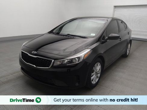 Used 2017 Kia Forte S image 1