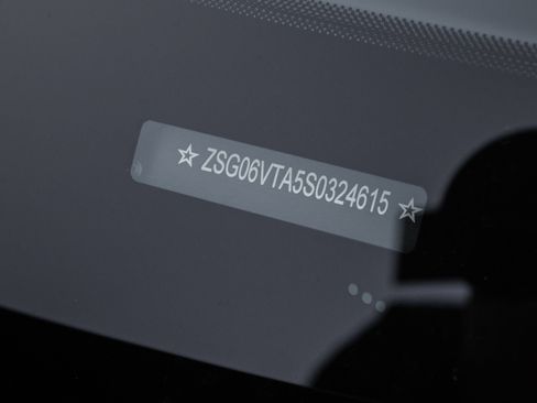 Used 2025 Ferrari Purosangue image 19