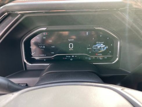 Certified 2025 GMC Sierra 3500 AT4 w/ AT4 Premium Plus Package AWD/4WD image 8