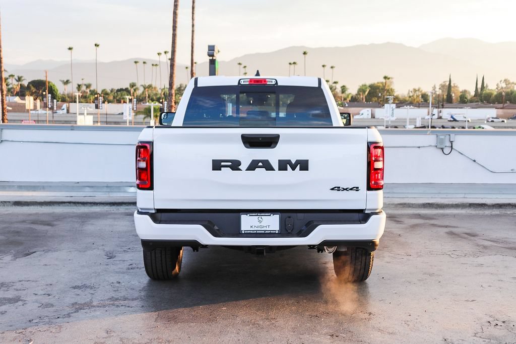 New 2026 RAM 1500 Express AWD/4WD image 8