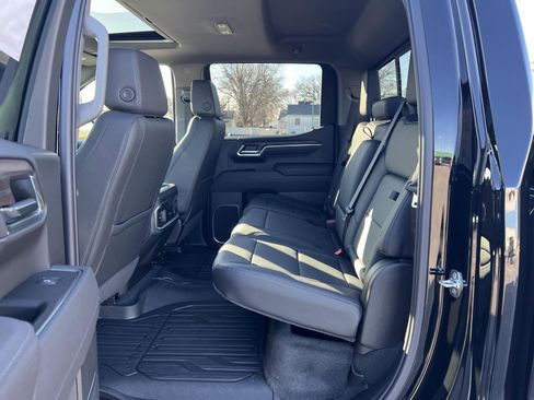 New 2026 GMC Sierra 1500 SLT w/ SLT Premium Plus Package image 42